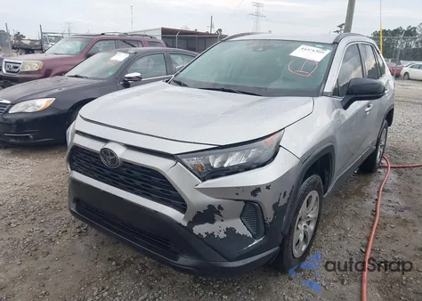 2019 Toyota Rav4 Le z USA, uszkodzony, nr VIN 2T3F1RFV8KW030165